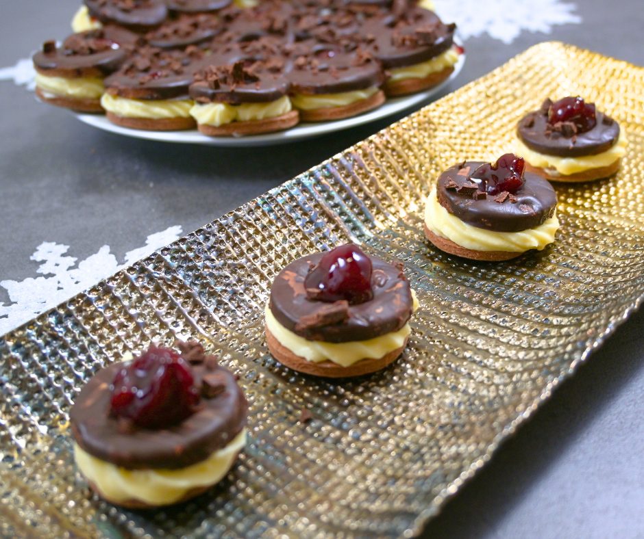 Schwarzwälder- Kirsch- Plätzchen Schwarzwälder- Kirsch- Plätzchen